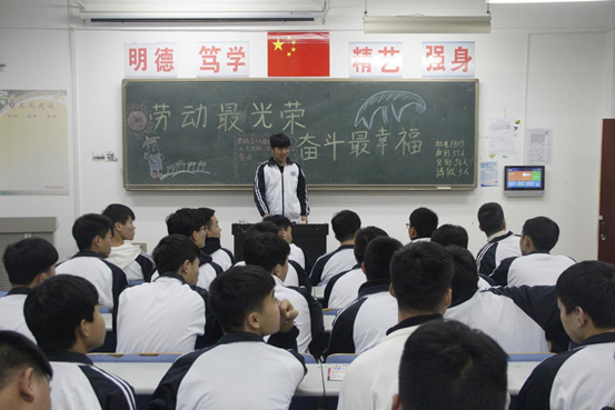 http://www.sxpi.edu.cn/__local/9/ED/10/D3D4676AFFC3BCB8A1538024ADB_22A11E01_59395.png